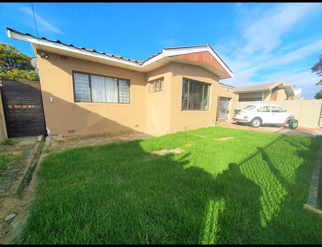 3 BEDROOM HOUSE TO LET IN TOWNSEND ESTATE